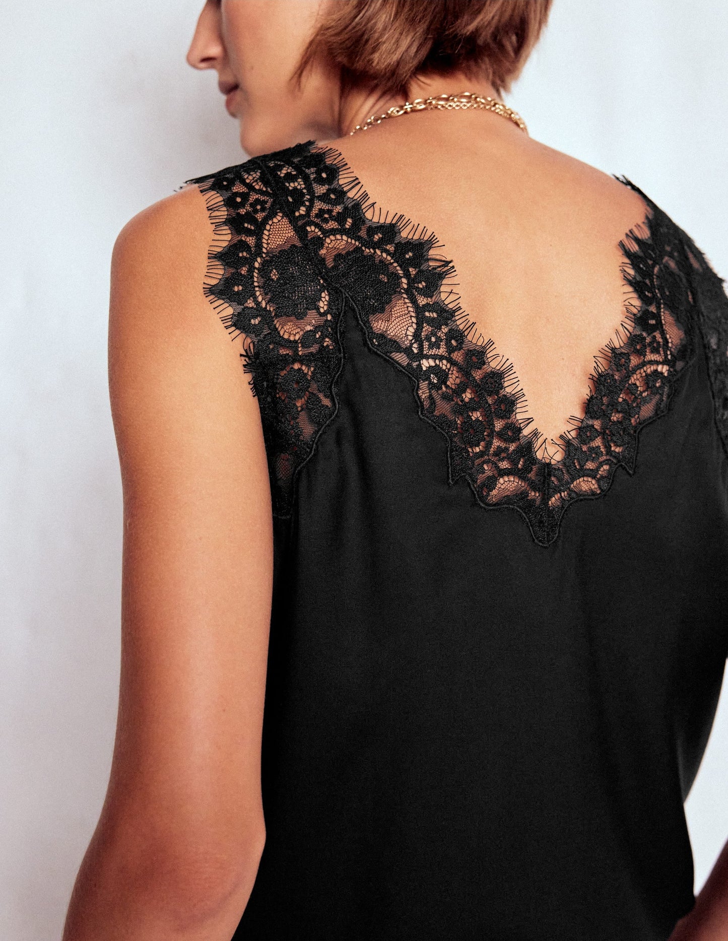 Ara Silk Blend Lace Cami-Black