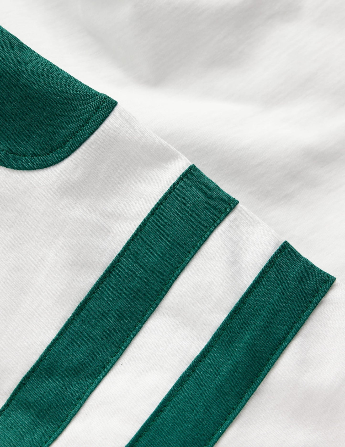 Colour Block T-shirt-Soft Ivory / Jewel Green