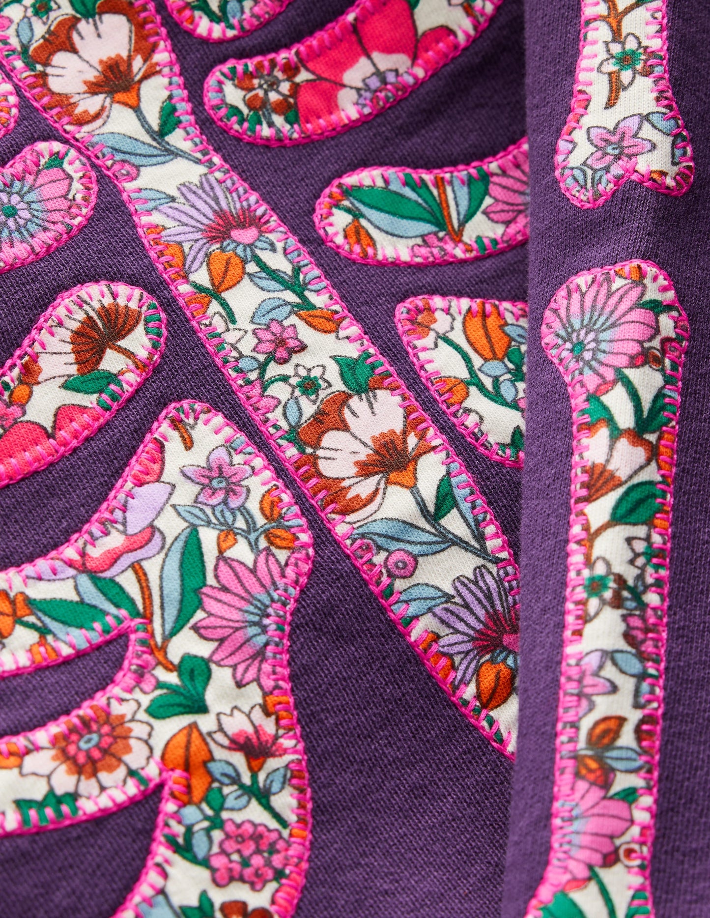Bobbie Appliqué Sweatshirt-Calla Lily Purple Skeleton