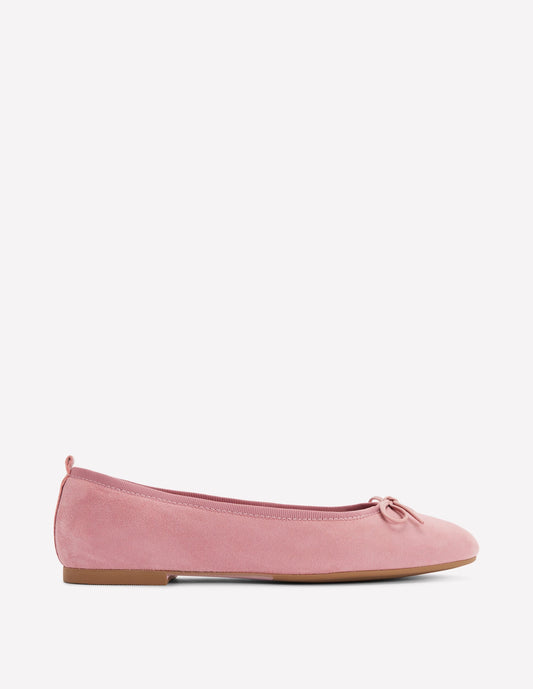 Patti Round Toe Ballet Flats-Blush