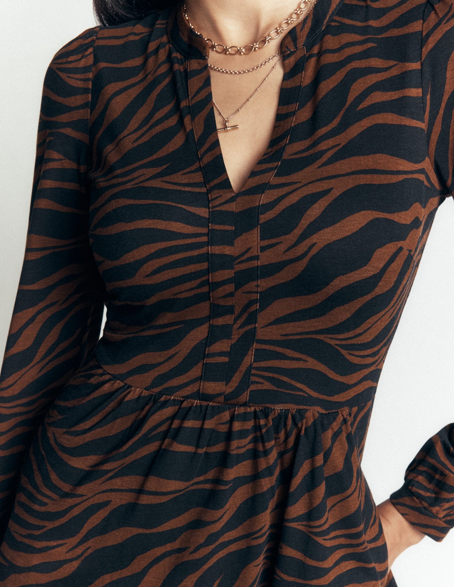 Naomi Relaxed Jersey Dress-Raw Umber, Zebra Swirl