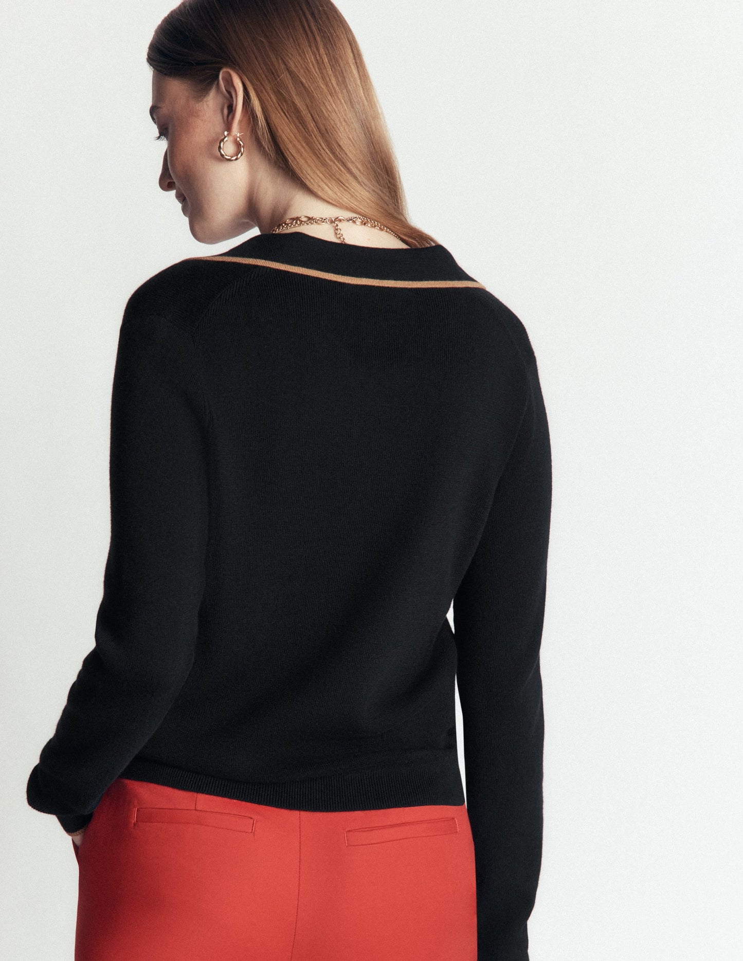 Liz Henley Jumper-Black