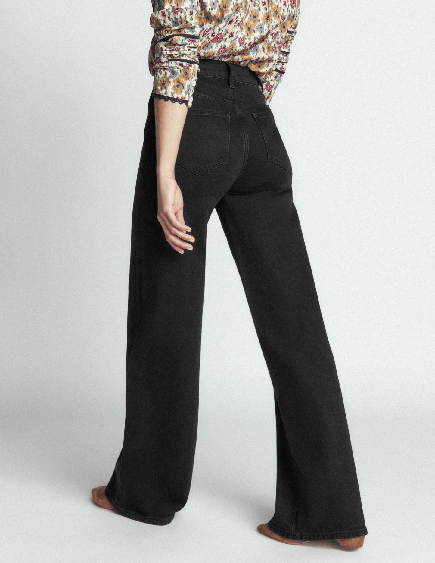 High Rise Wide Leg Jeans-Washed Black
