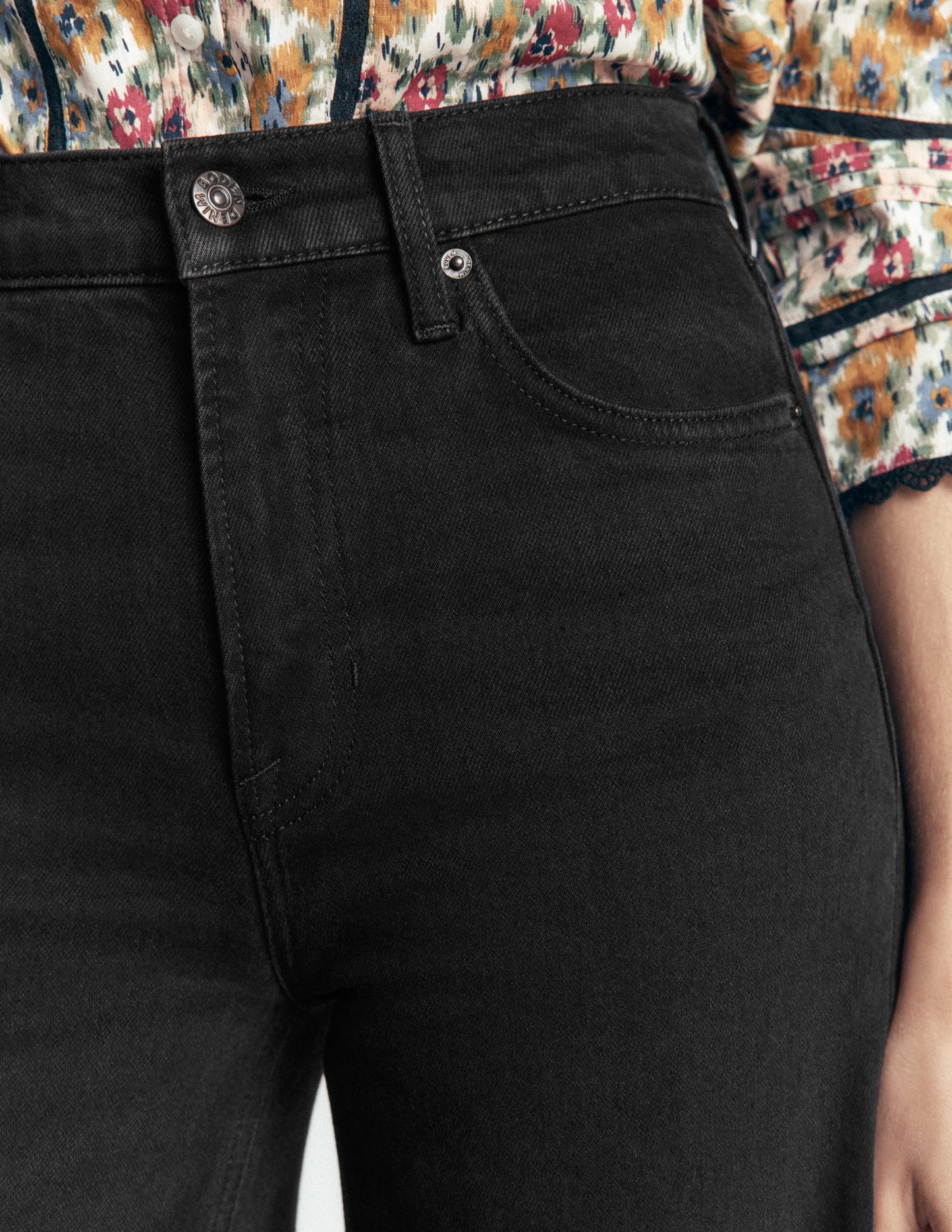 High Rise Wide Leg Jeans-Washed Black