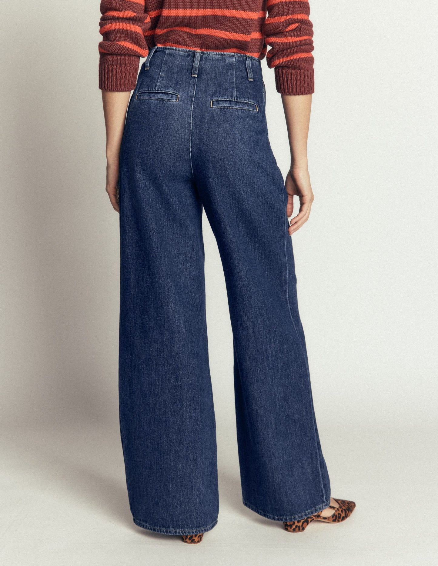 Mayfair Wide Leg Pleat Jeans-Mid Vintage