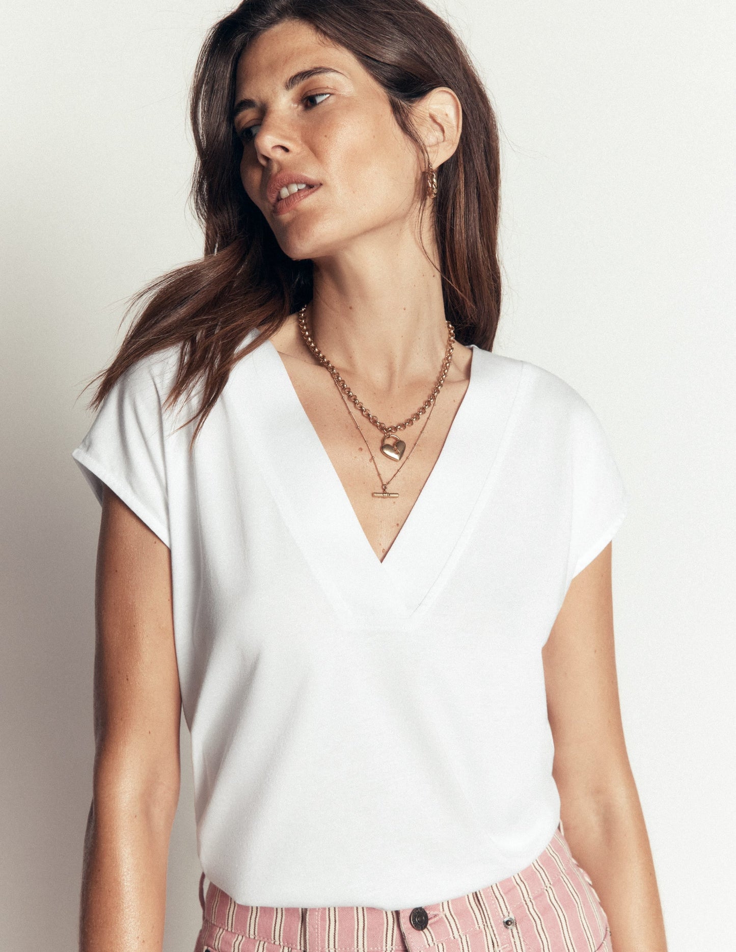 Supersoft V-neck T-shirt-White