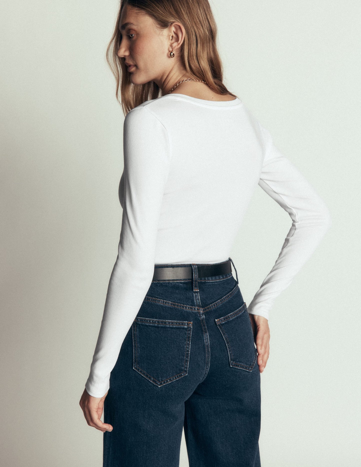 Annie Essential V Neck Top-White