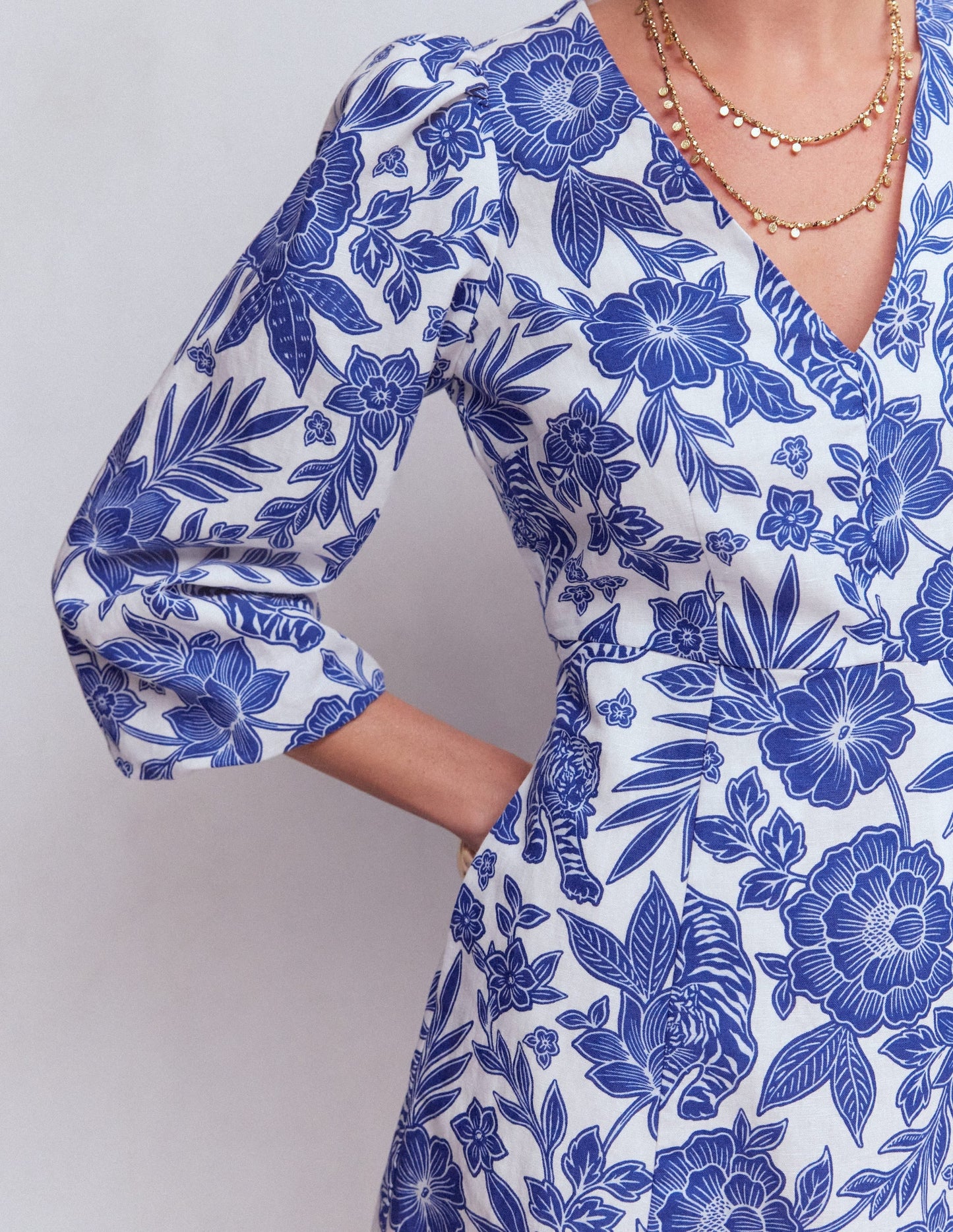 Marla Linen Blend Short Dress-Blue Tigers Paradise