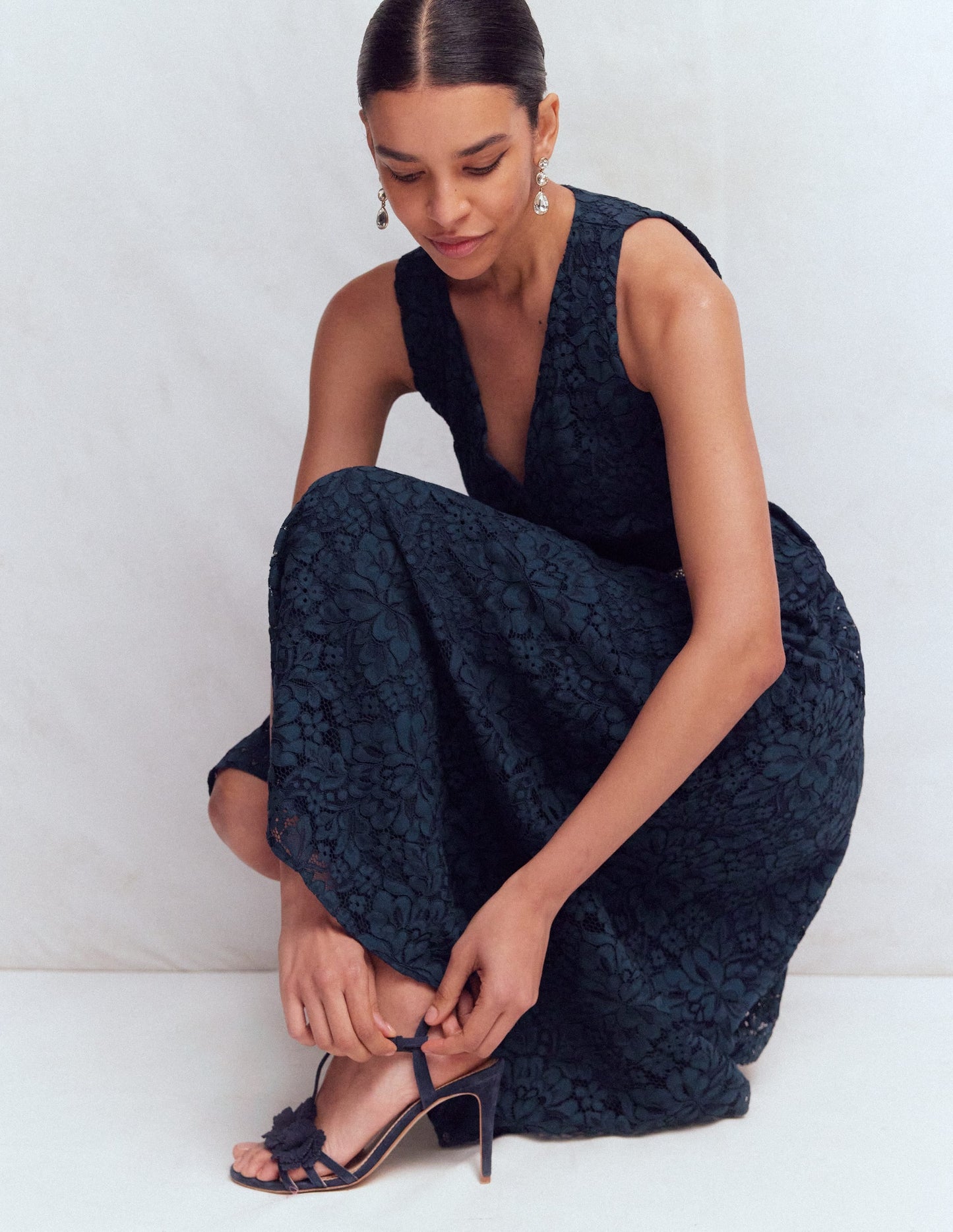 Lace Plunge Neck Panel Dress-Navy