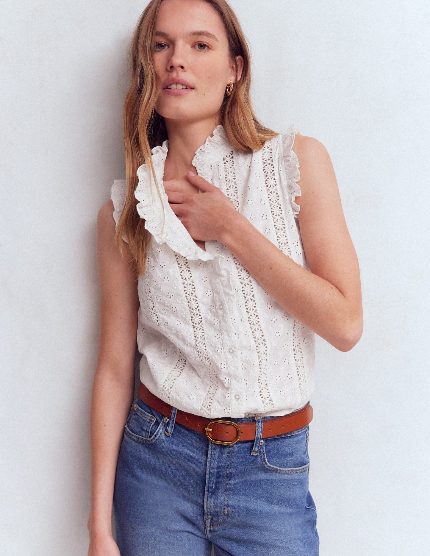 Isabel Sleeveless Broderie Top-White
