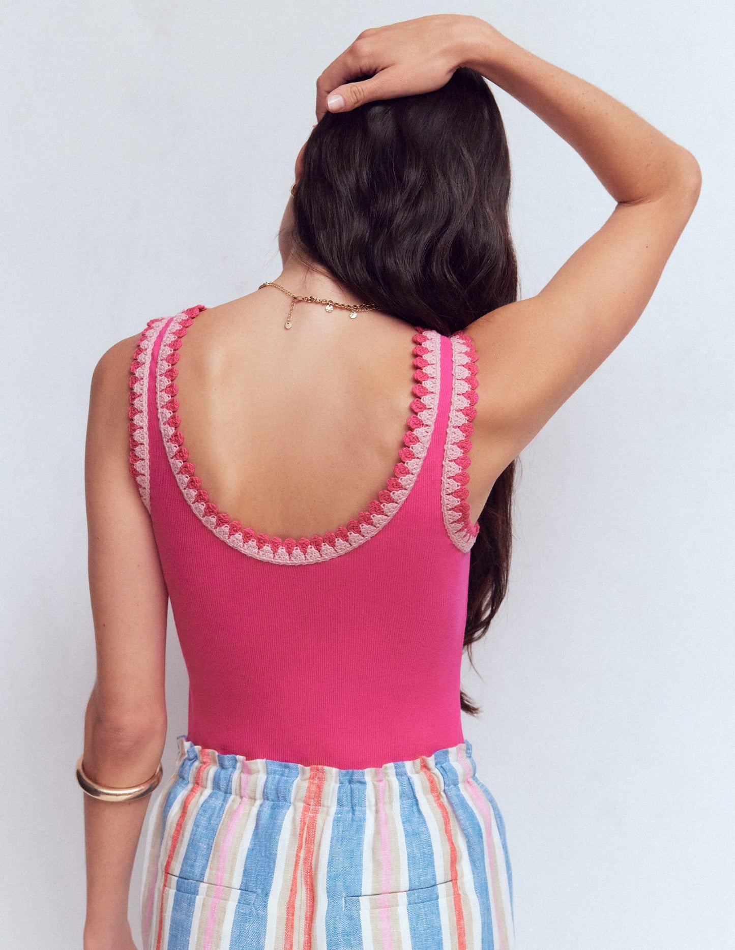 Maddie Trim Detail Vest-Pink Peony