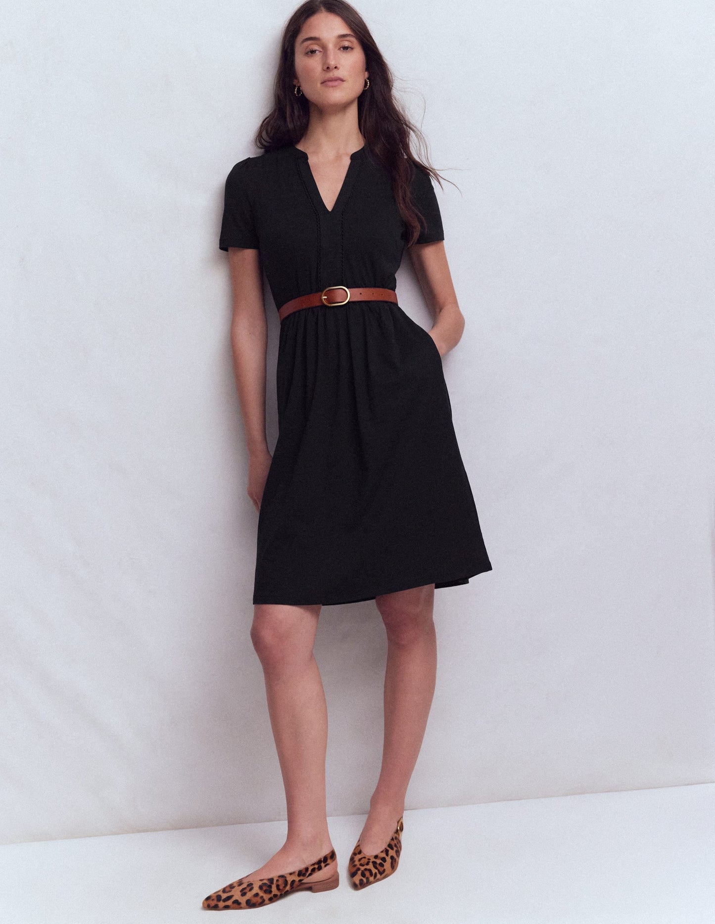 Naomi Short Sleeve Dress-Black