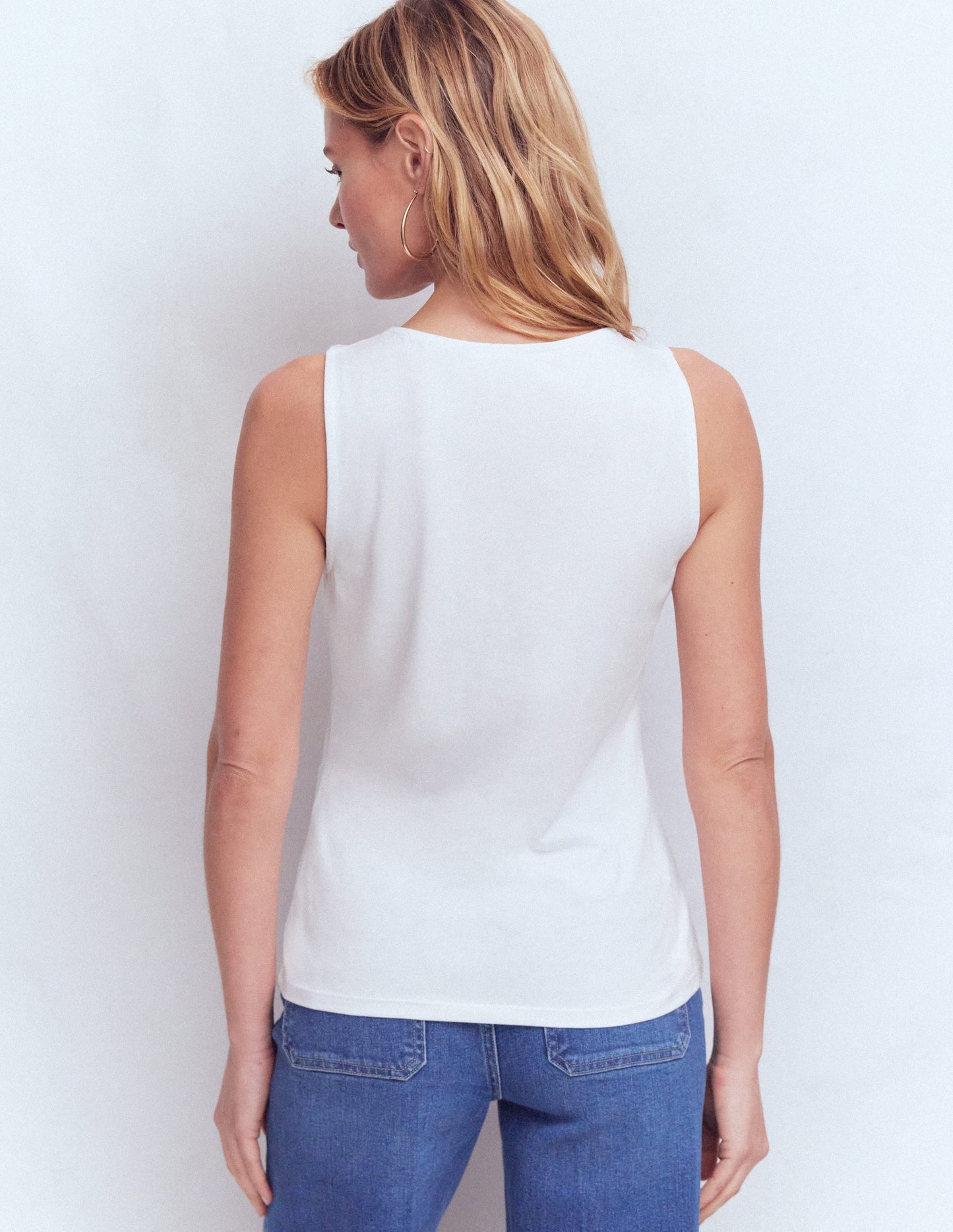 Supersoft V Neck Trim Vest-Brilliant White