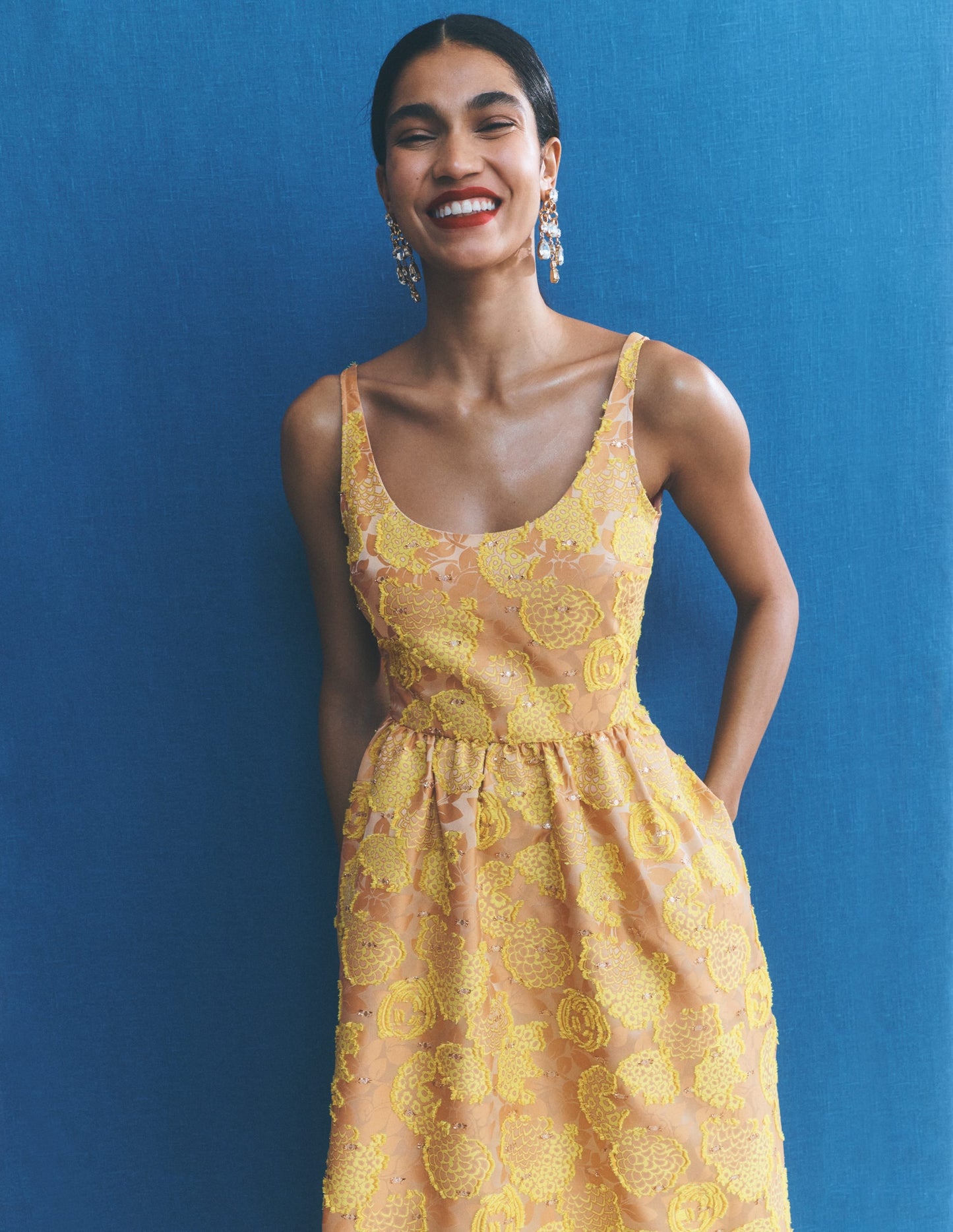 Scoop Neck Fit and Flare Dress-Yellow Jacquard