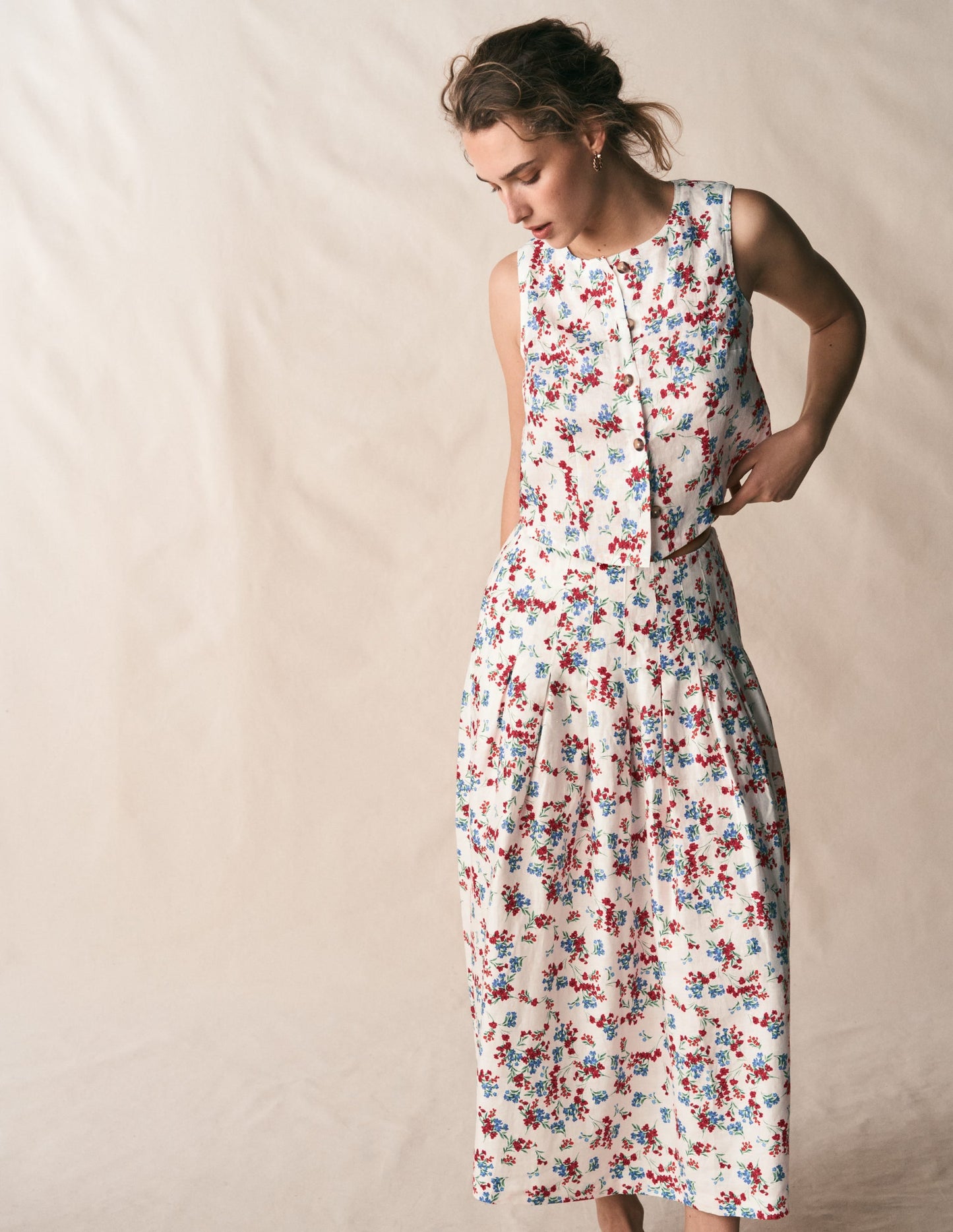 Andrea Linen Shell Top-Ivory, Bloom Scatter