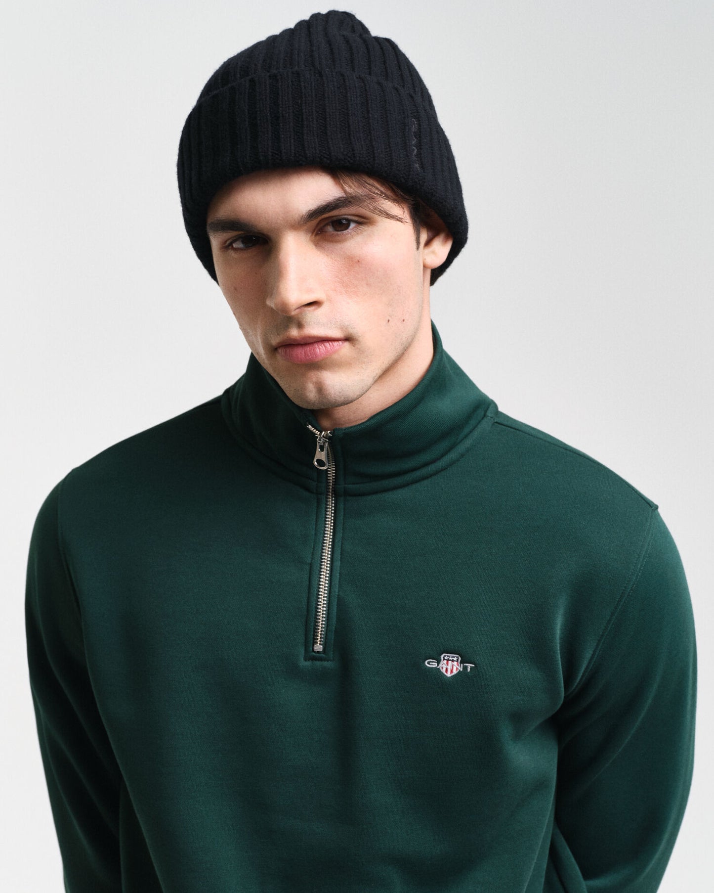 Shield-Half-Zip-Sweatshirt