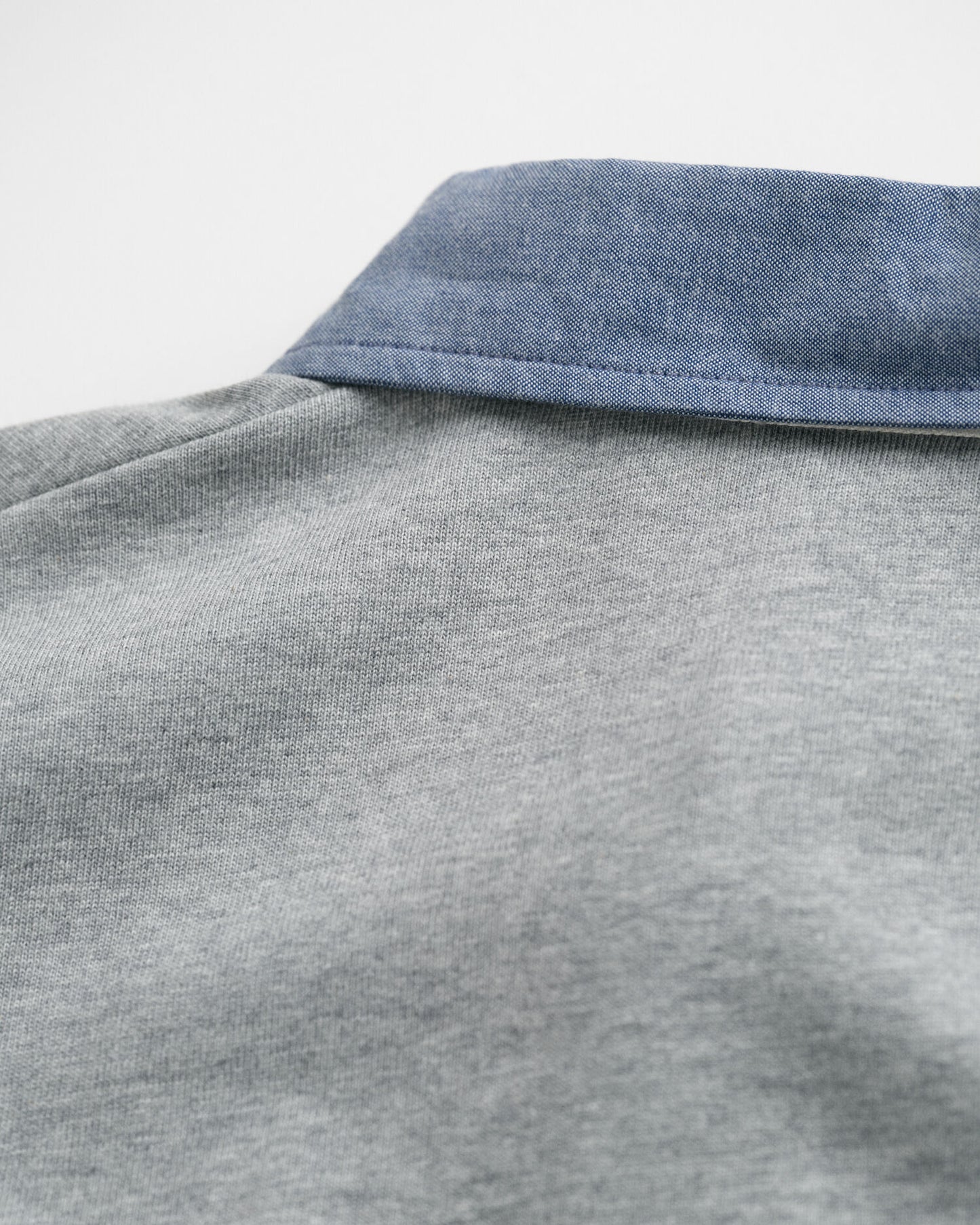 Rugby-Polohemd mit Chambray-Kragen