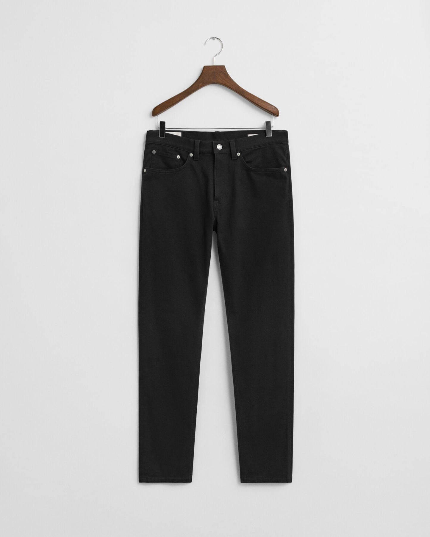 Schmal geschnittene Jeans aus weichem Twill