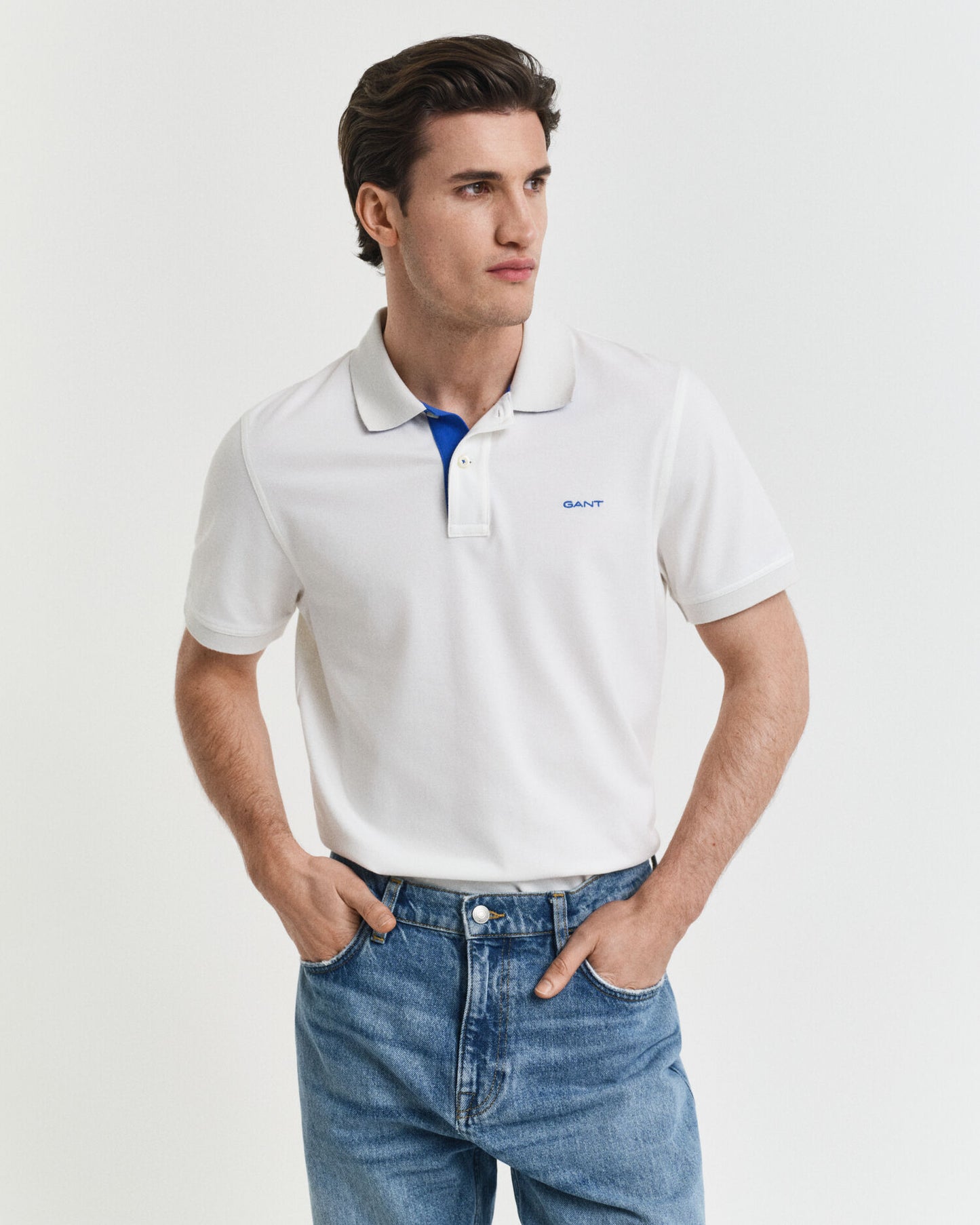Piqué-Poloshirt mit Kontrastbesatz