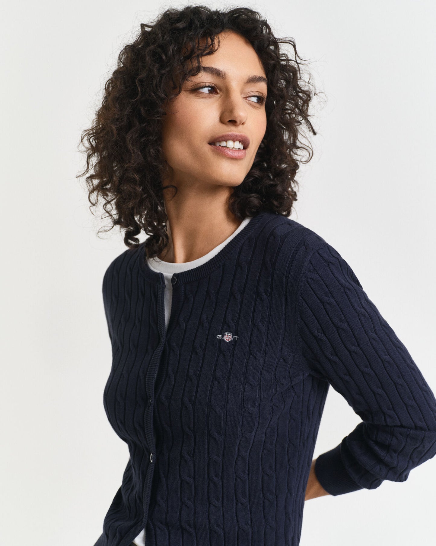 Cardigan aus Stretch-Baumwollzopfstrick