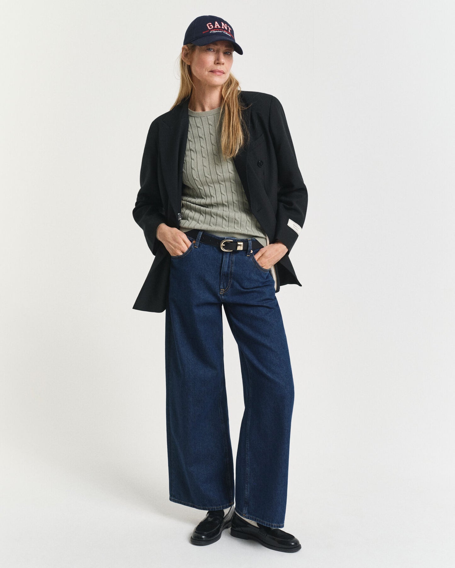 Pullover aus Stretch-Baumwolle mit Zopfmuster und Rundhalsausschnitt