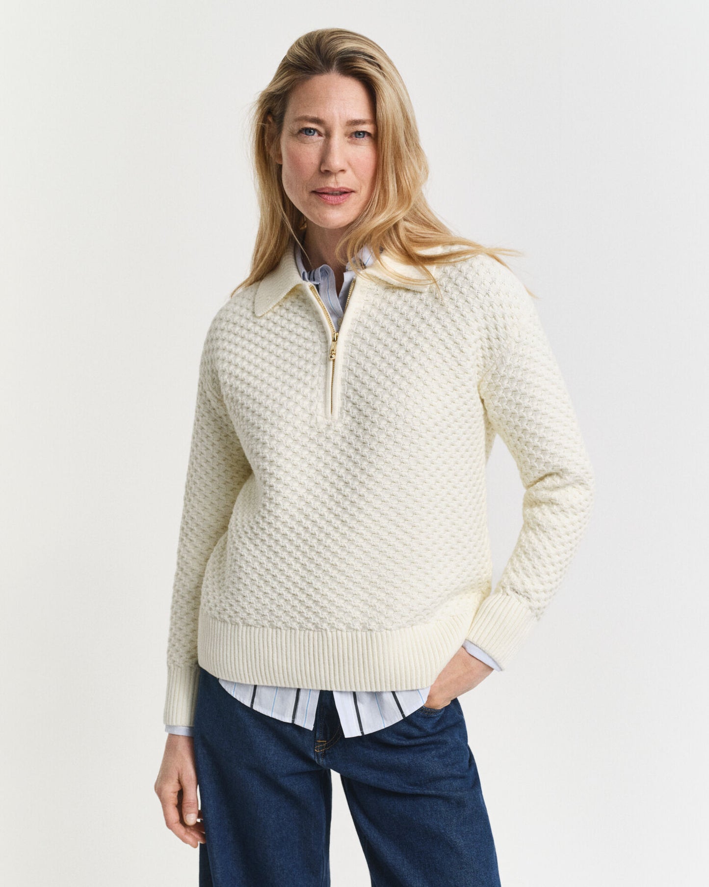 Baumwollpullover mit Textur und halbem Reißverschluss