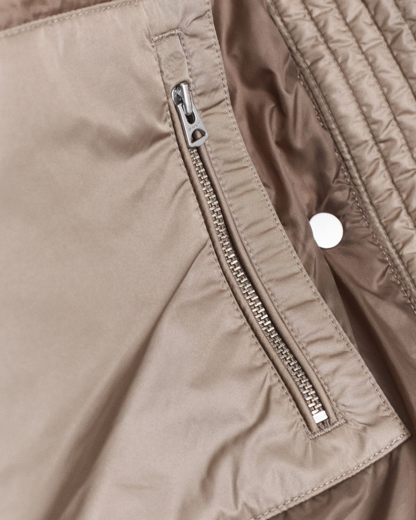 Daunenjacke in lockerer Passform