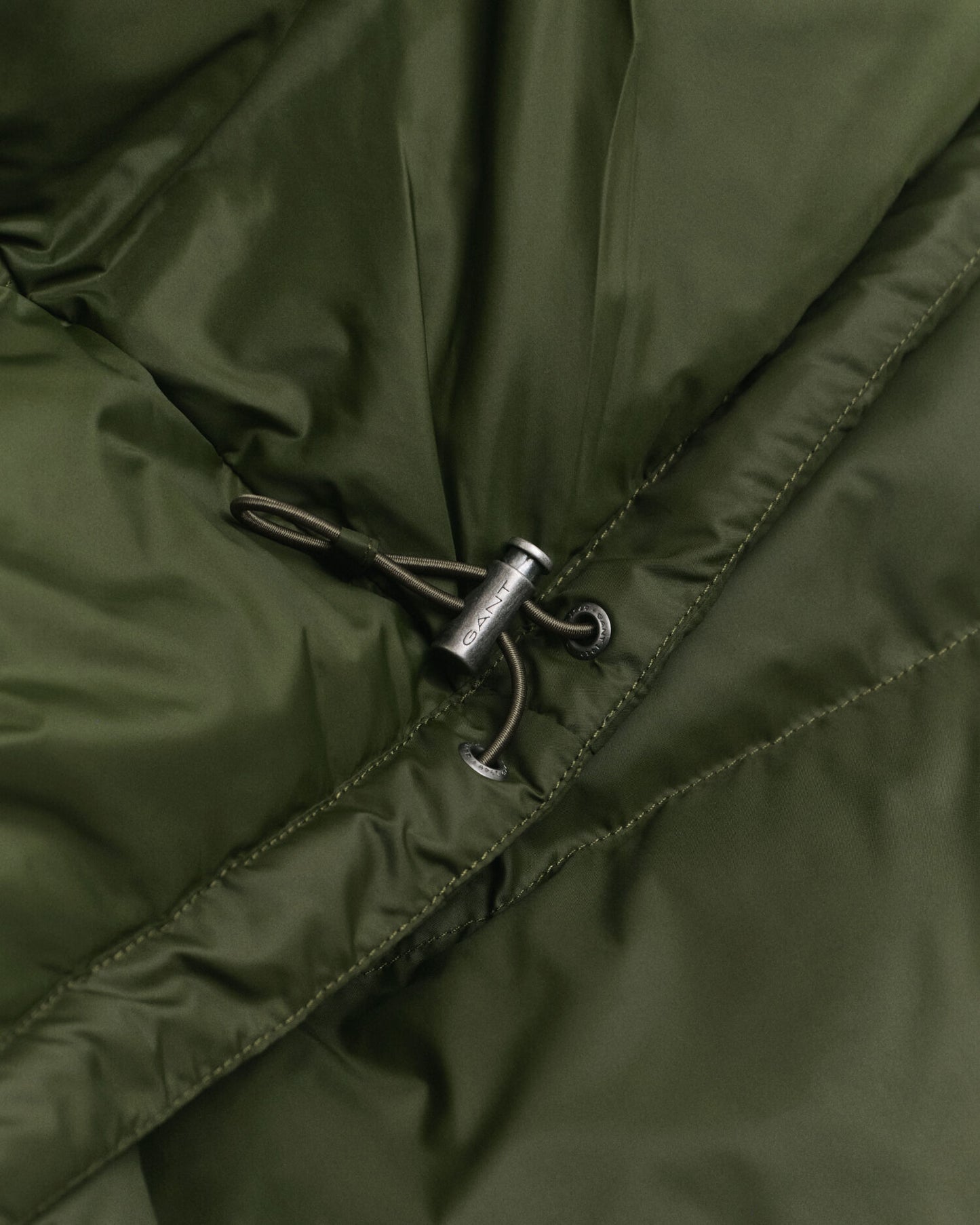 Aktive Cloud-Jacke