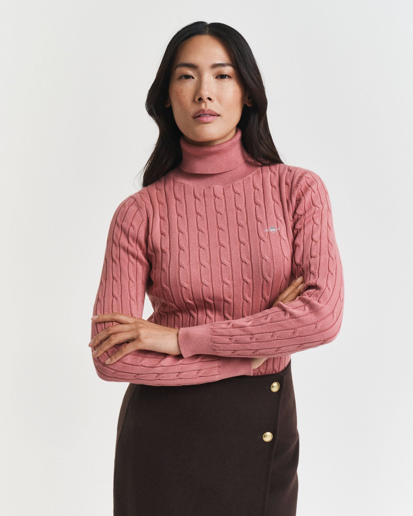 Rollkragenpullover mit Zopfmuster aus Stretch-Baumwolle