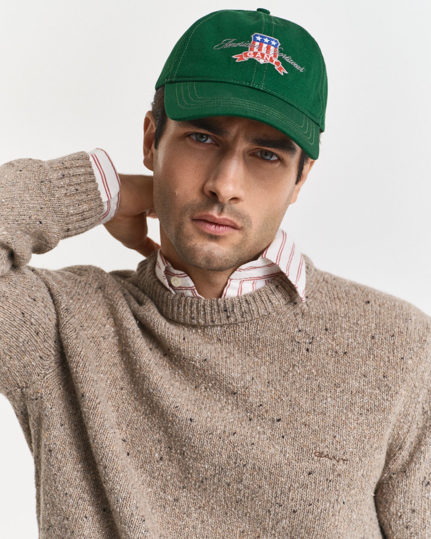Pullover mit Rundhalsausschnitt aus Wollmischung mit Noppen
