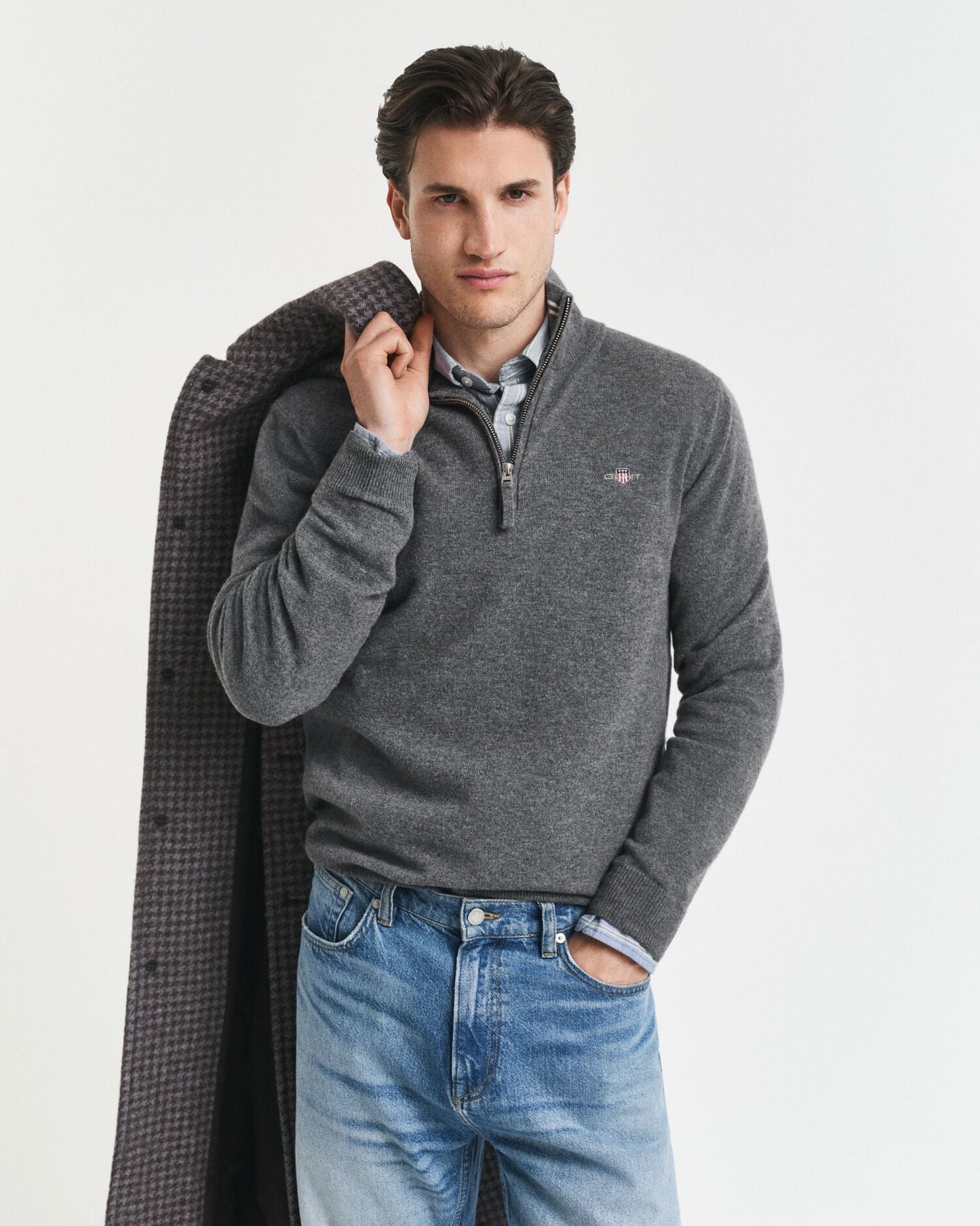 Feinste Lambswool-Pullover mit halbem Reißverschluss