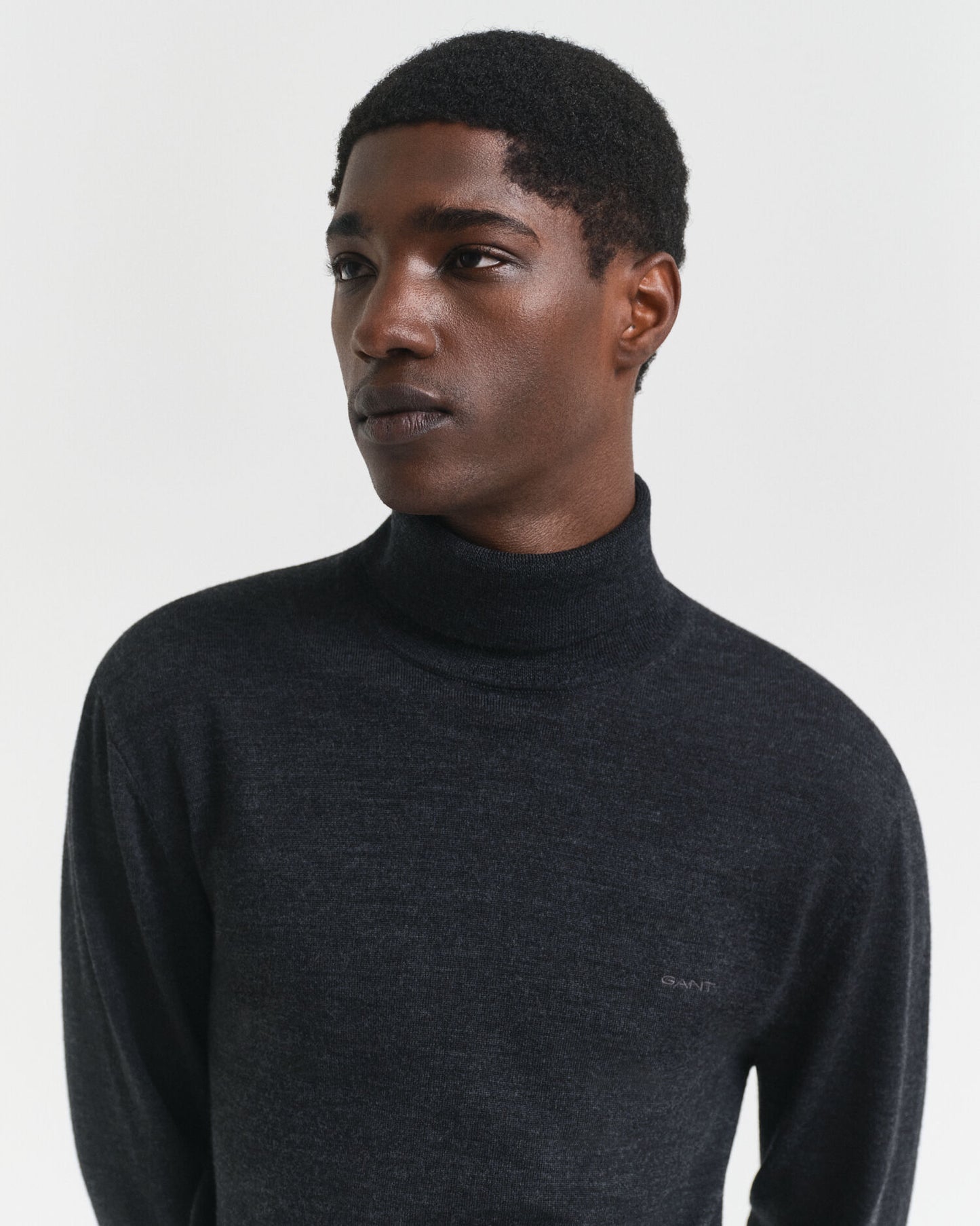 Rollkragenpullover aus extrafeiner Merinowolle